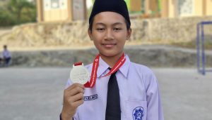 Adhyasta Bellamy H santri mbs pleret juara IKMC